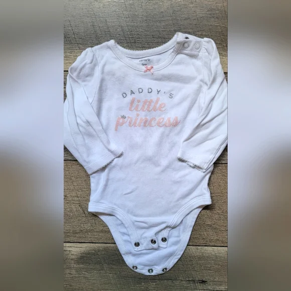 Carter's 6-9 month long sleeve onesie and tutu set - Picture 2 of 3